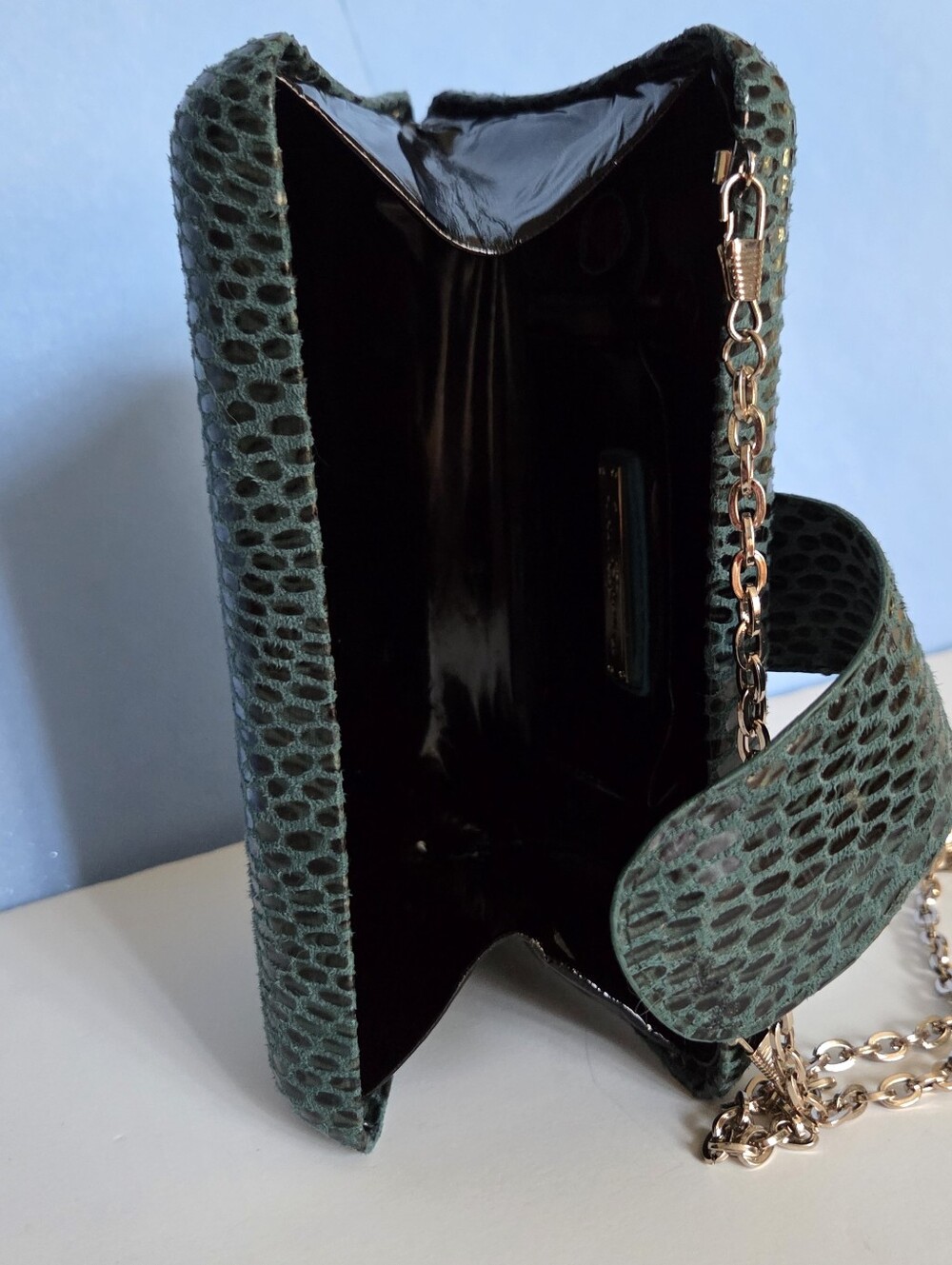 Urban Expressions Vegan Clutch - Picture 4 of 8